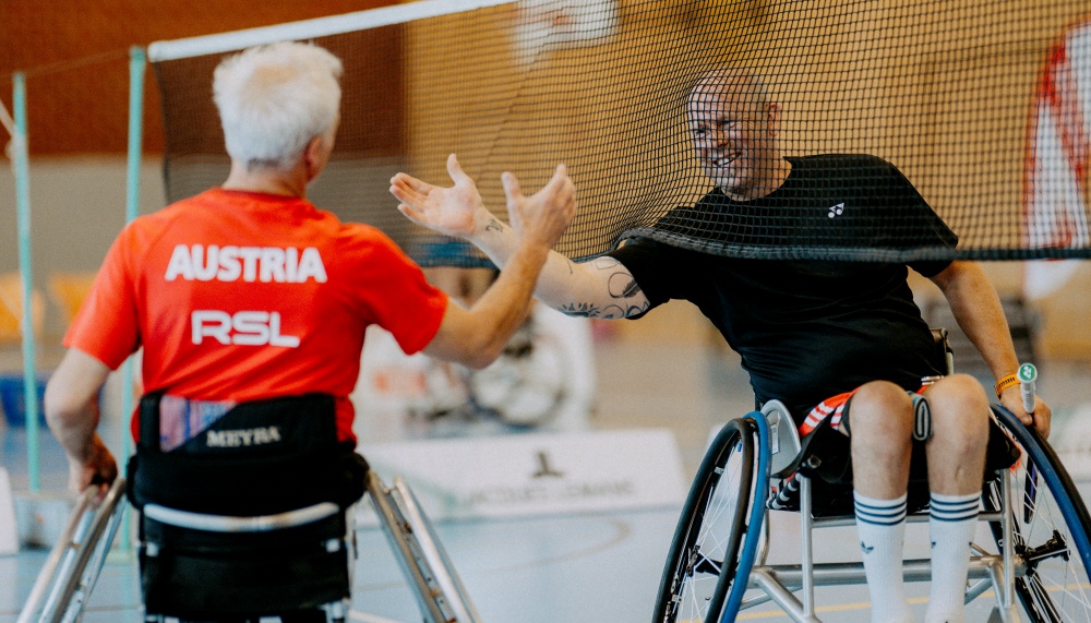 ParaBadminton