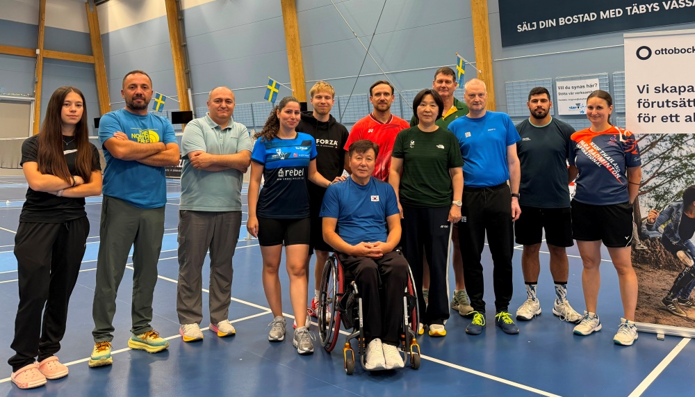 ParaBadminton